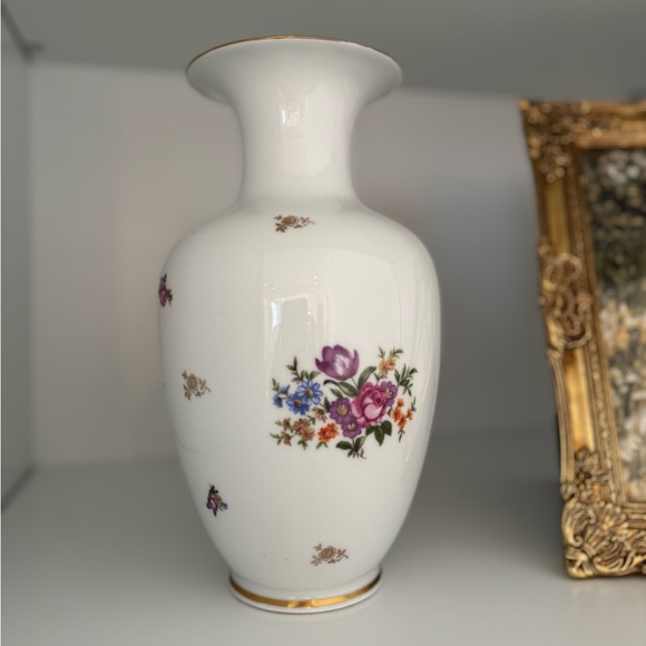 Vintage Reichenbach Porcelain Vase - Picture 4 of 8